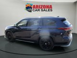 Used 2024 Toyota Highlander XSE image 4