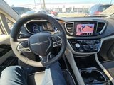Used 2023 Chrysler Pacifica Limited w/ Uconnect Theater Family Group image 6