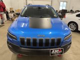 Used 2020 Jeep Cherokee Trailhawk image 2