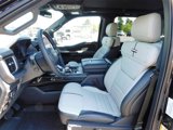Used 2022 Ford F150 Lightning 4x4 SuperCrew image 4