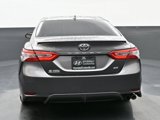 Used 2020 Toyota Camry SE image 4