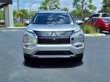 New 2025 Mitsubishi Outlander SE image 5