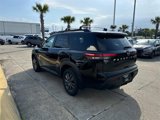 New 2025 Nissan Pathfinder SV image 4