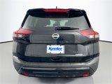 Used 2023 Nissan Rogue SV w/ SV Premium B Package image 5