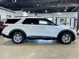 Used 2023 Ford Explorer XLT w/ Equipment Group 202A image 6