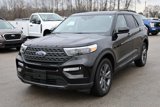 Certified 2023 Ford Explorer XLT w/ Equipment Group 202A image 5