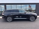 New 2025 Lincoln Aviator AWD image 2