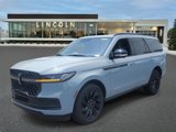 New 2025 Lincoln Navigator Reserve image 2