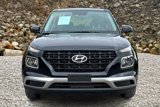 Used 2024 Hyundai Venue SE image 2
