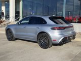 Used 2024 Porsche Macan image 3
