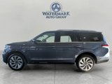 Used 2023 Lincoln Navigator Reserve image 2