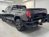 Used 2022 GMC Sierra 1500 AT4 w/ AT4 Preferred Package image 4