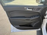 Used 2023 Ford Edge SEL image 3