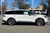 Used 2020 Lincoln Aviator Reserve w/ Equipment Group 201A image 3