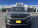 Used 2023 Jeep Grand Cherokee Limited image 2