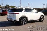 New 2025 Nissan Pathfinder Platinum image 5