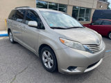 Used 2017 Toyota Sienna LE image 3