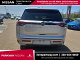 New 2025 Nissan Pathfinder SL image 5