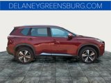Used 2021 Nissan Rogue Platinum image 2