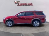 New 2025 Nissan Pathfinder SL image 2