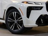 Used 2026 BMW X7 xDrive40i w/ M Sport Package image 3