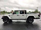 Used 2023 Jeep Gladiator Overland image 5