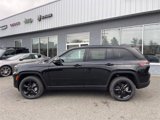 New 2025 Jeep Grand Cherokee Limited w/ Black Appearance Package image 3