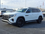 New 2025 Volkswagen Atlas Peak Edition SE image 2