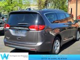 Used 2017 Chrysler Pacifica Touring-L Plus w/ Advanced Safetytec Group image 5