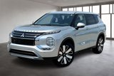 New 2025 Mitsubishi Outlander SE image 2