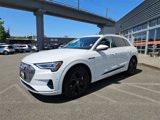 Used 2023 Audi e-tron Premium Plus w/ Premium Plus Package image 4