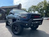 Used 2017 Toyota Tacoma TRD Sport image 2