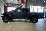 New 2025 Jeep Gladiator Mojave image 3