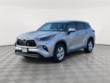 Used 2022 Toyota Highlander LE image 3