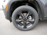 New 2025 Jeep Grand Cherokee L Limited w/ Luxury Tech Group II image 5