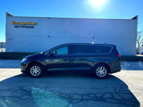 Used 2020 Chrysler Pacifica Touring w/ Cold Weather Group image 4