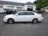 Used 2006 Toyota Avalon Limited image 3