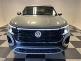 Certified 2024 Volkswagen Atlas Cross Sport SE w/ Panoramic Sunroof Package image 2