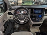 Used 2015 Toyota Sienna LE image 2