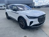 New 2025 Lincoln Nautilus Premier image 2