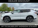 New 2024 Mitsubishi Outlander SE image 4