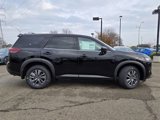 New 2025 Nissan Pathfinder S image 4