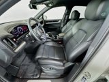 Used 2024 Porsche Cayenne image 5