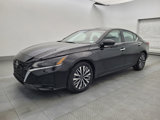 Used 2023 Nissan Altima 2.5 SV image 2