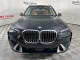 Used 2025 BMW X7 xDrive40i w/ Premium Package image 4