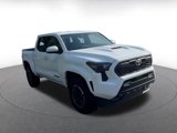 Used 2024 Toyota Tacoma TRD Sport image 3