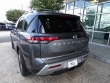 New 2025 Nissan Pathfinder SL image 5
