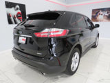 Used 2019 Ford Edge SE image 3