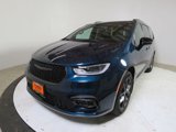 New 2025 Chrysler Pacifica Limited image 3