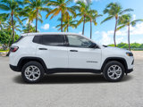 Used 2024 Jeep Compass Sport image 3